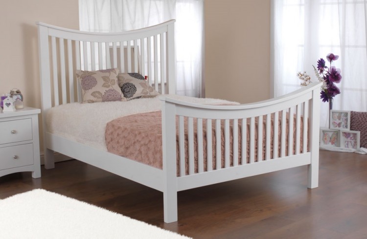 Super Kingsize White Wooden Bed Frame, White Wooden King Size Bed