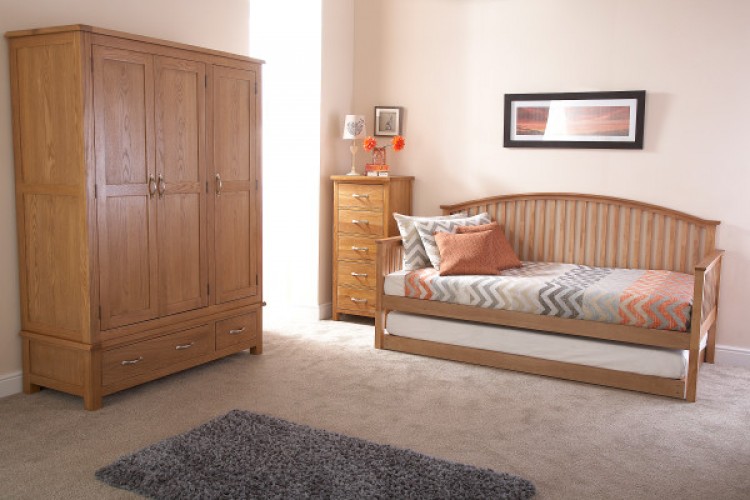 oak trundle bed with mattress