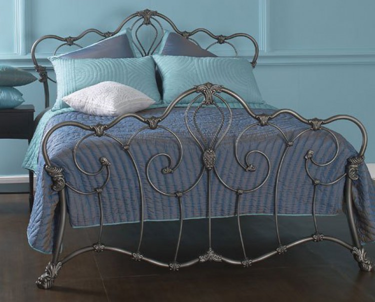 Obc Athalone 4ft 6 Double Silver Patina, Ornate Iron Headboard
