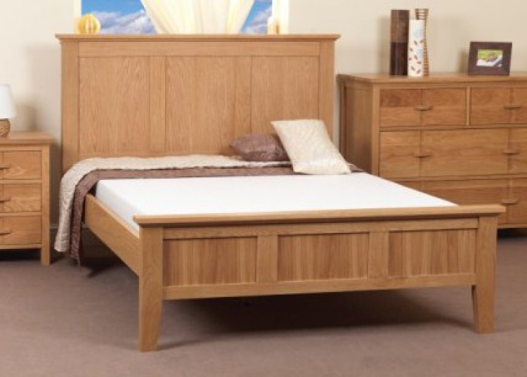 Sweet Dreams Robin 5ft Kingsize Solid, King Size Oak Bed Frame With Drawers